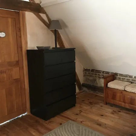 Les Hirondelles Holiday home