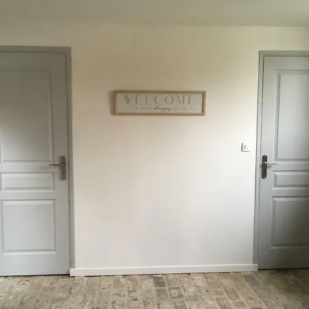 Les Hirondelles Holiday home